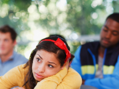 Combattre les discriminations vécues par les jeunes
