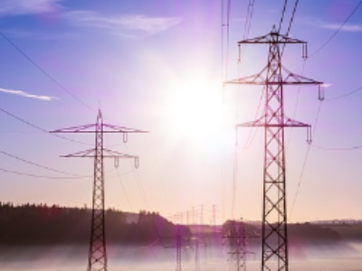 Les lignes électriques aériennes désormais dispensées de formalités d’urbanisme