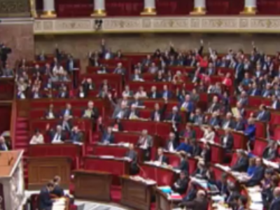 Les députés votent l’article sur la déchéance de nationalité