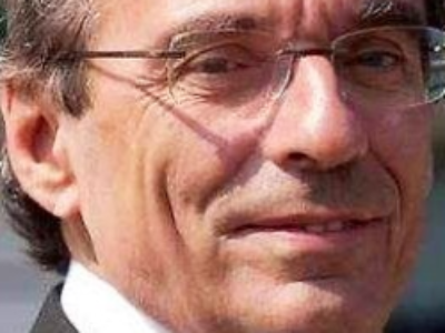 “Les collectivités territoriales doivent assumer une mission essentielle dans une période historique de tous les dangers”