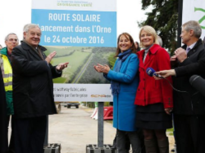 Ségolène Royal marche sur le soleil