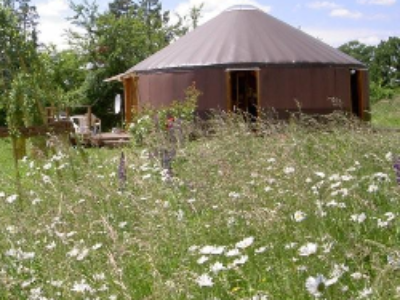 Le régime juridique applicable aux yourtes, cabanes, tipis constituant un habitat permanent