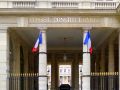 Non conformité partielle de la loi pour la confiance dans la vie politique