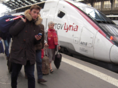 Fermeture de lignes, dégradation de l’offre : les usagers des transports ferroviaires interpellent le Premier ministre