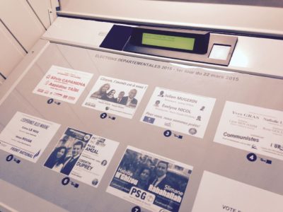 Vote électronique : vers le maintien des machines à voter et du vote par Internet ?